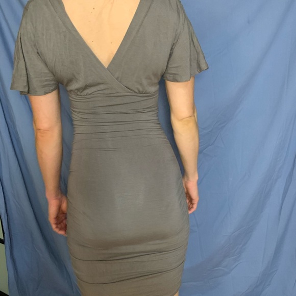 Dress - Picture 3 of 4